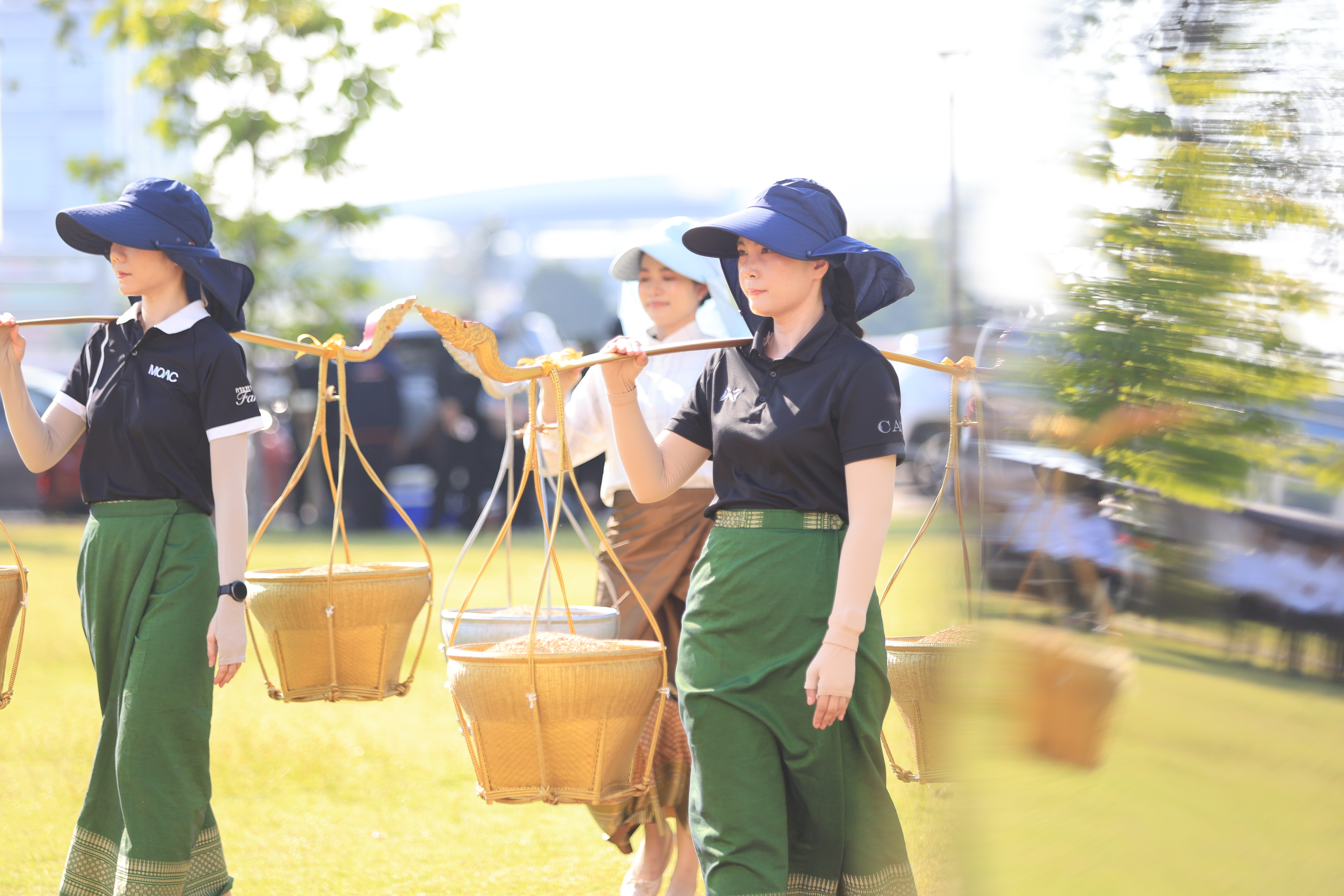 title - ส.ป.ก. ร่วมฝึกซ้อมริ้วขบวนอิสริยยศ ในพระราชพิธีพืชมงคลจรดพระนังคัลแรกนาขวัญ ประจำปี 2569 (ซ้อมกรณีพิเศษ ครั้งที่ 2)